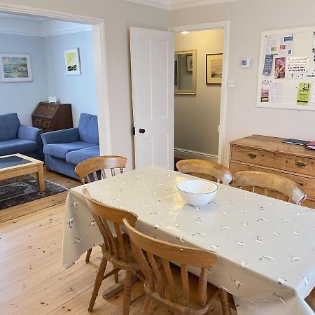 37 Trenwith Place, Charming Family Home & Garden! St Ives  Exterior photo