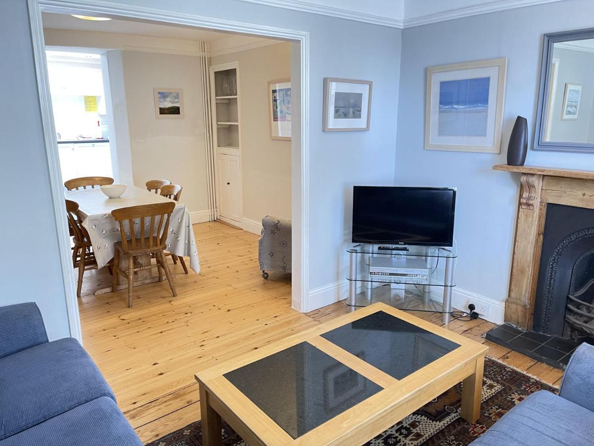 37 Trenwith Place, Charming Family Home & Garden! St Ives  Exterior photo