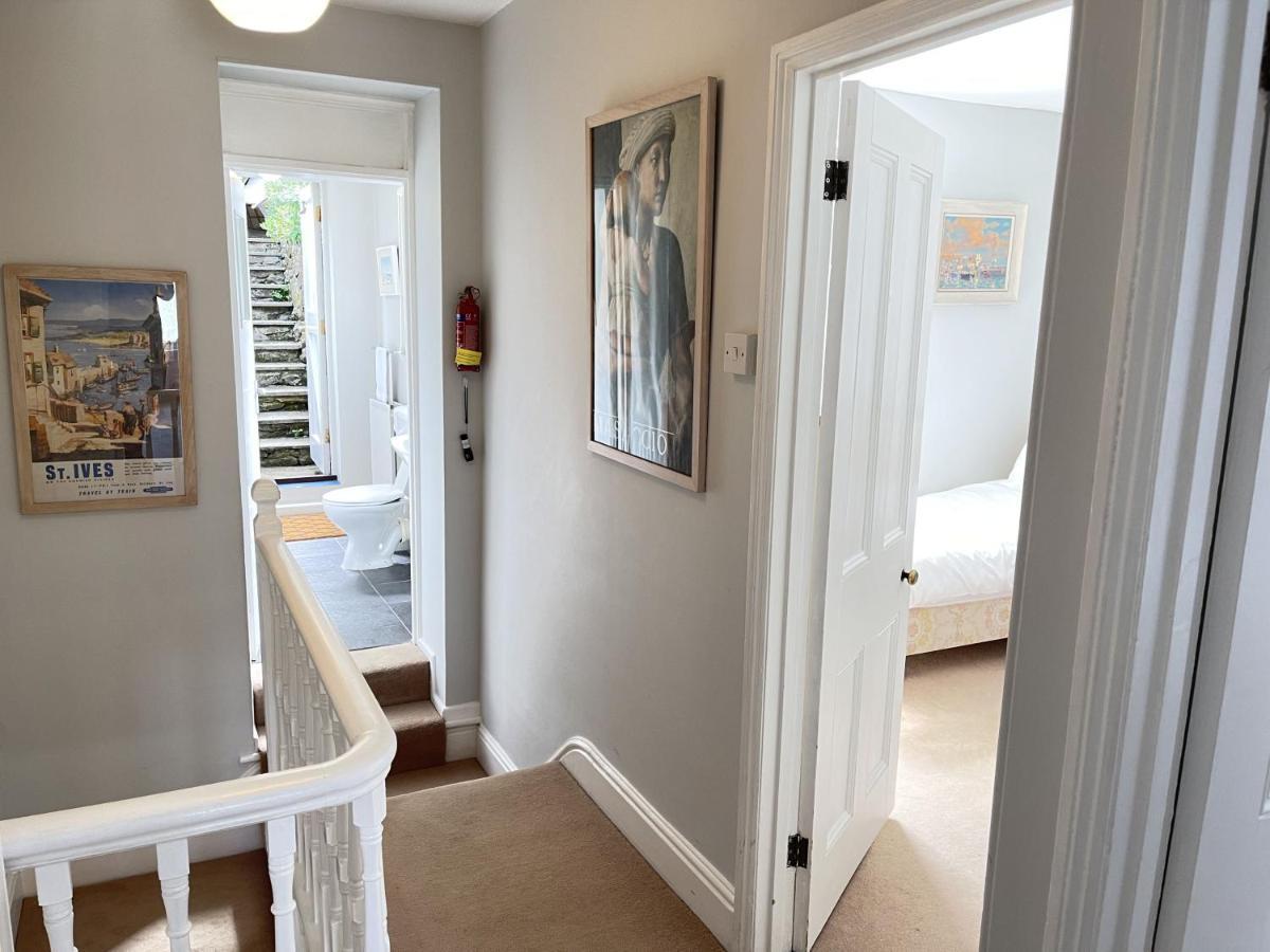 37 Trenwith Place, Charming Family Home & Garden! St Ives  Exterior photo